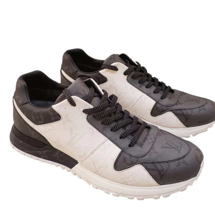 Tênis Louis Vuitton Run Away Monograma Tricolor